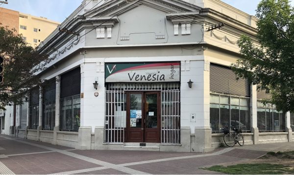 venesia-frente-